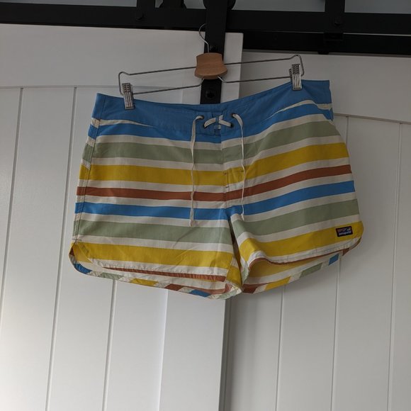 🌸 Patagonia Wavefarer Board Shorts Water Ribbons (SIZE 14/16) - Picture 6 of 16